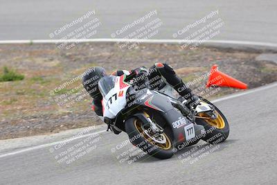 media/Mar-05-2023-TrackXperience (Sun) [[a95d40e56a]]/Group 3/session 2 turn 4/